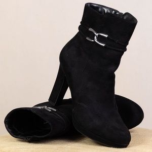 Impo Heeled Bootie Size 7